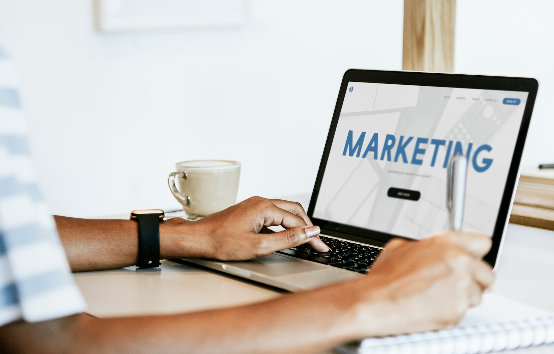 Marketing & Adaptation